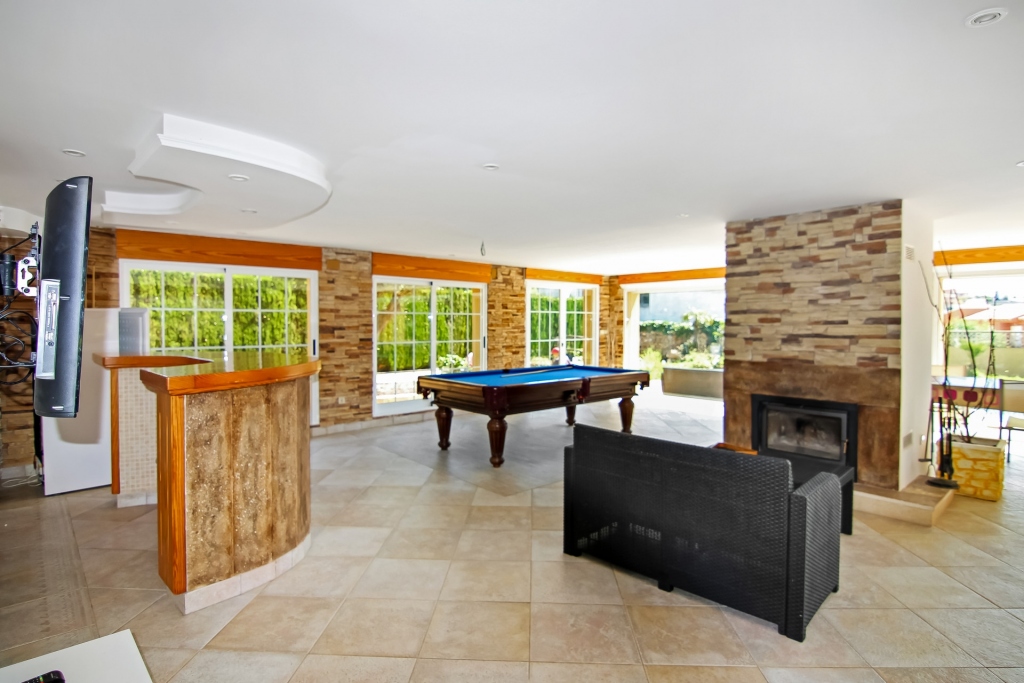 5 bed villa in Calp
