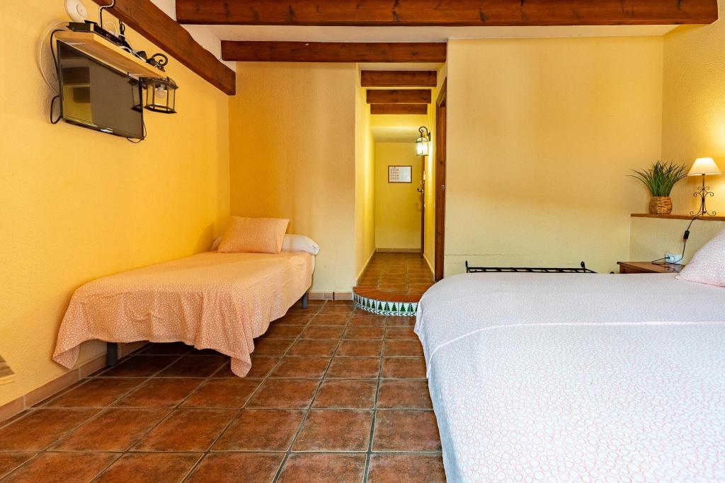 6 bed commercial_premises in Sagra