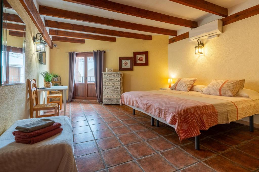 6 bed commercial_premises in Sagra