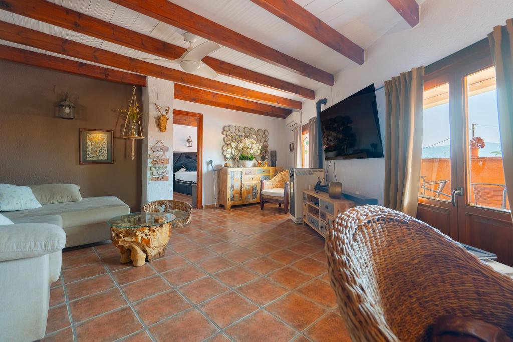 6 bed commercial_premises in Sagra