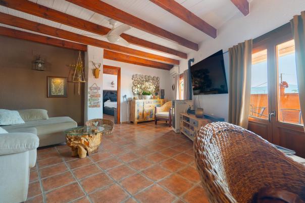6 bed commercial_premises in Sagra