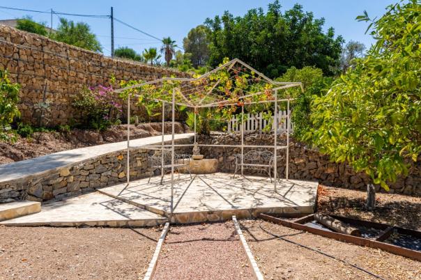 5 bed villa in Alfaz del Pi