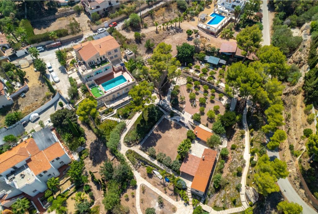 5 bed villa in Alfaz del Pi