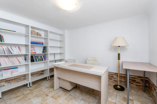 5 bed villa in Alfaz del Pi