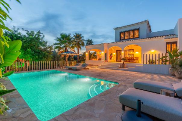 4 bed villas in Moraira