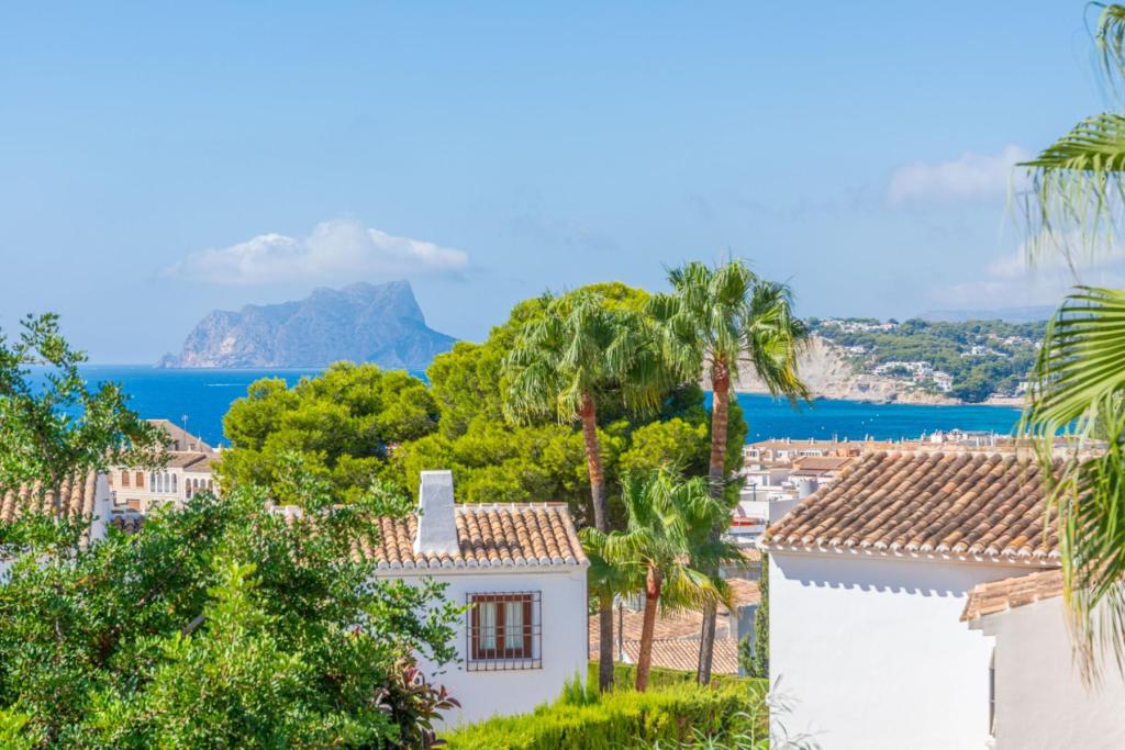 4 bed villas in Moraira