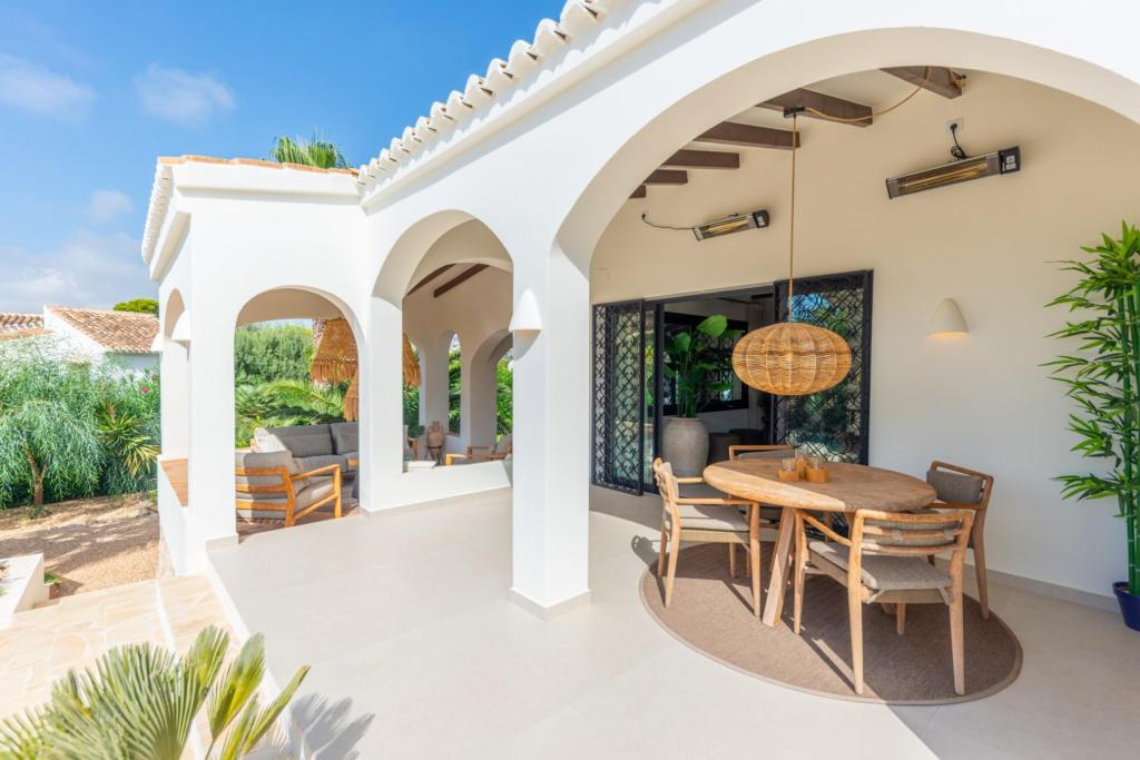 4 bed villas in Moraira