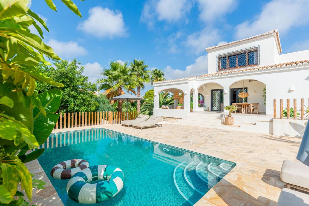 4 bed villas in Moraira