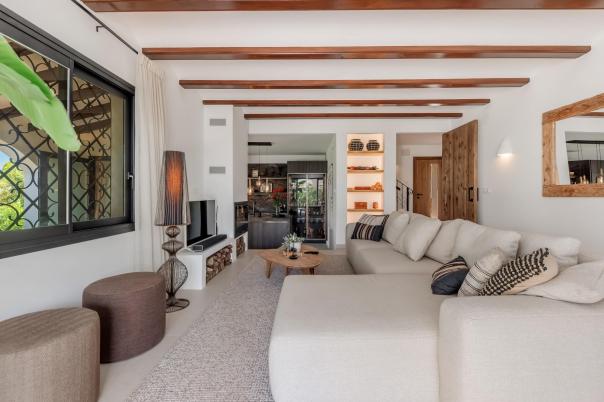 4 bed villas in Moraira