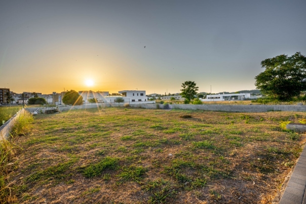 plot in Gata de Gorgos
