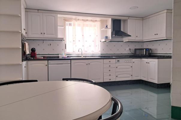 6 bed apartment in Benidorm