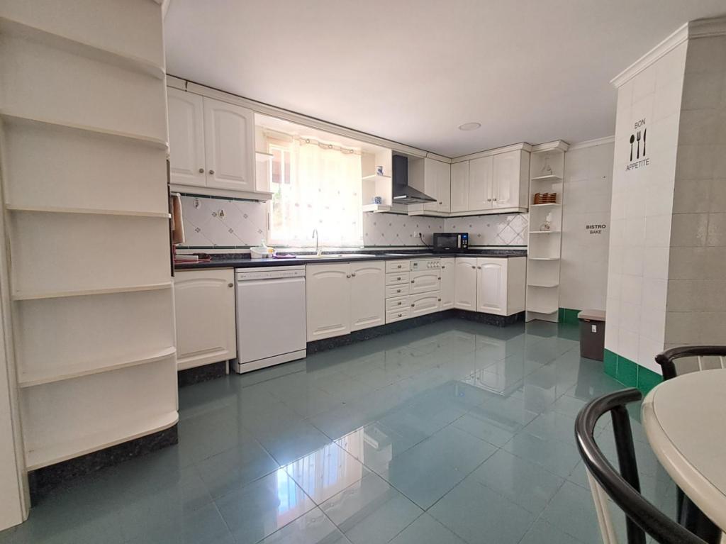 6 bed apartment in Benidorm
