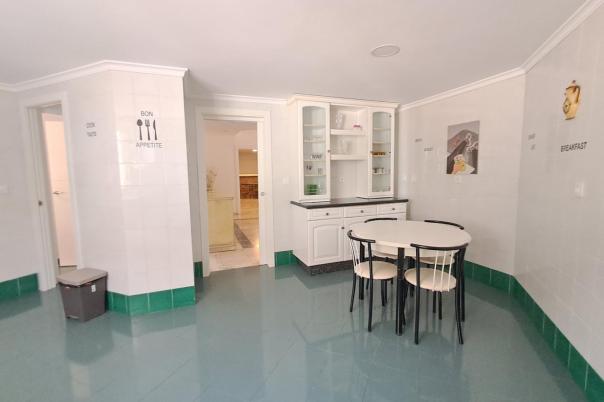 6 bed apartment in Benidorm