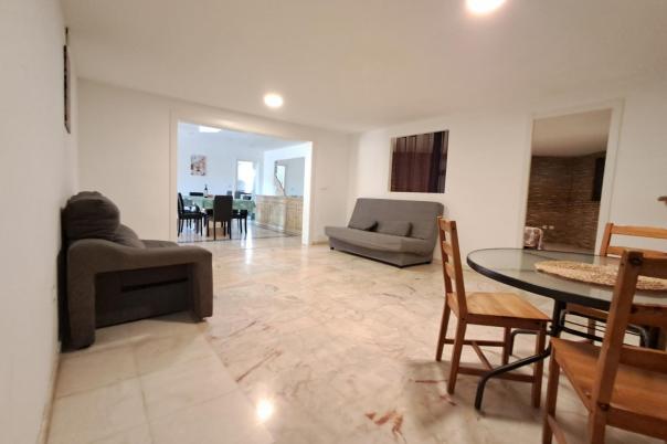 6 bed apartment in Benidorm