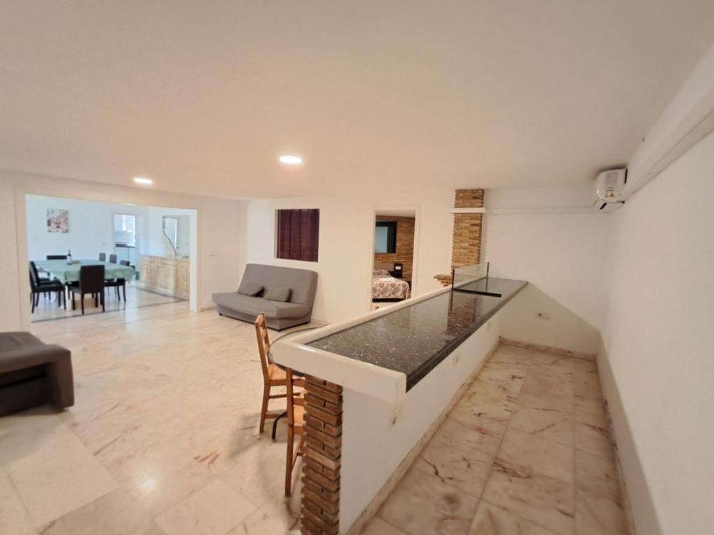 6 bed apartment in Benidorm