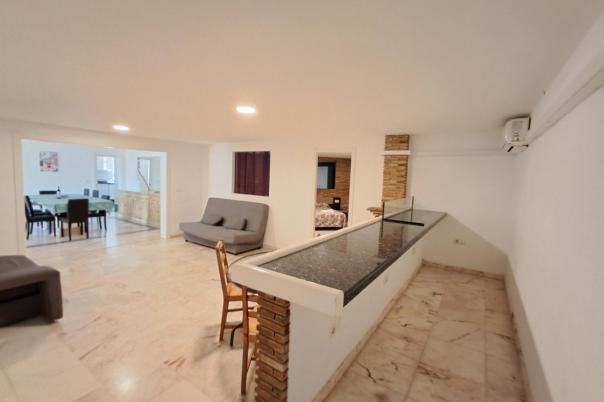 6 bed apartment in Benidorm