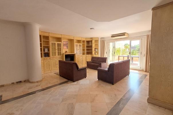 6 bed apartment in Benidorm