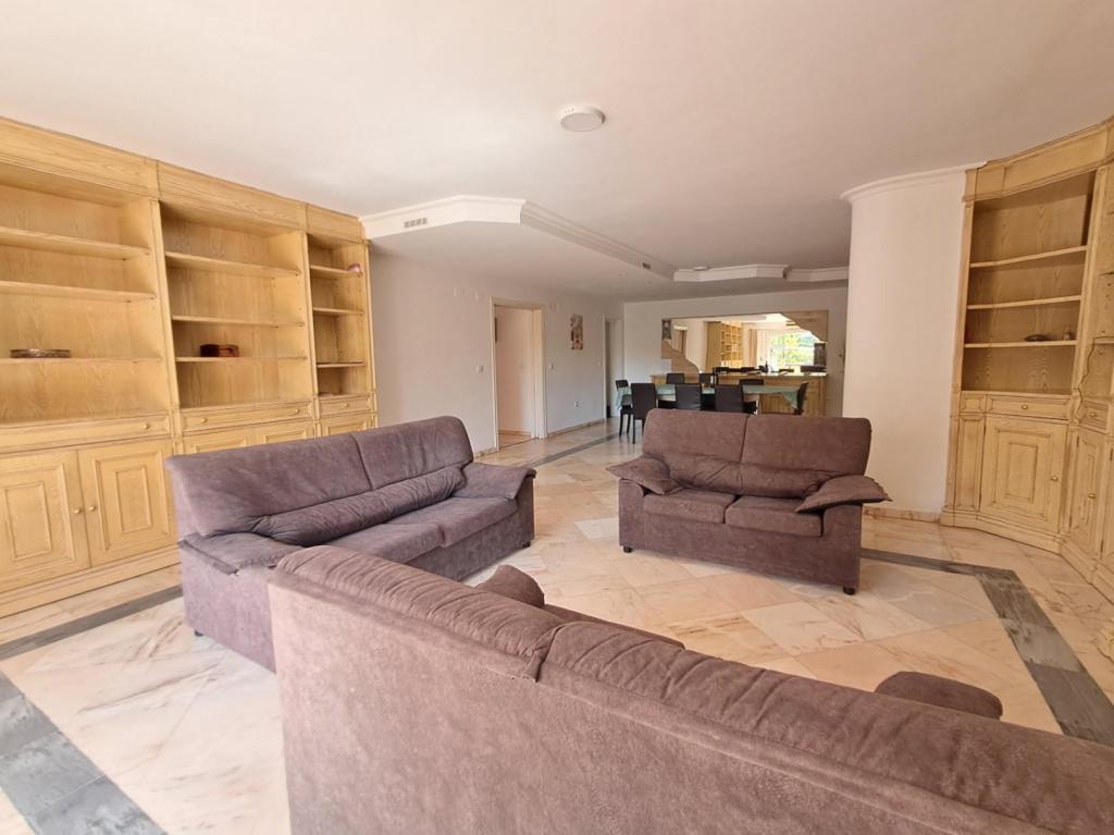 6 bed apartment in Benidorm