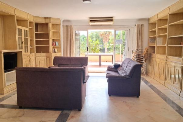 6 bed apartment in Benidorm