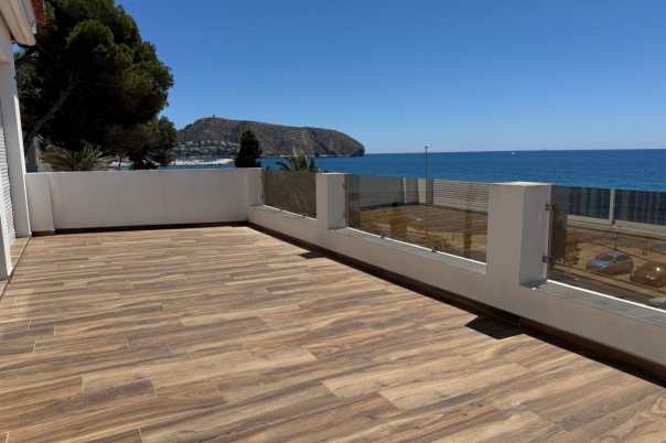 2 bed apartment in Moraira