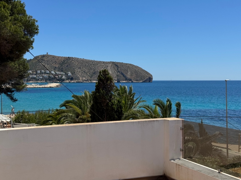 2 bed apartment in Moraira