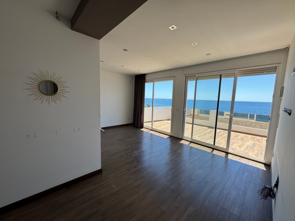 2 bed apartment in Moraira