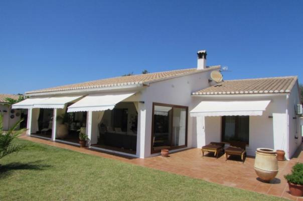 4 bed villas in Benissa