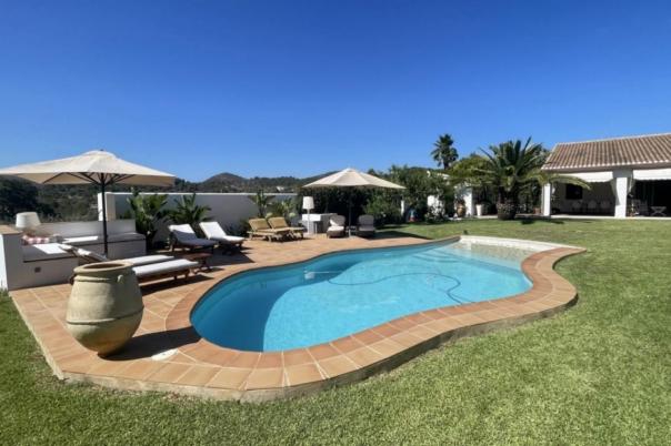 4 bed villas in Benissa