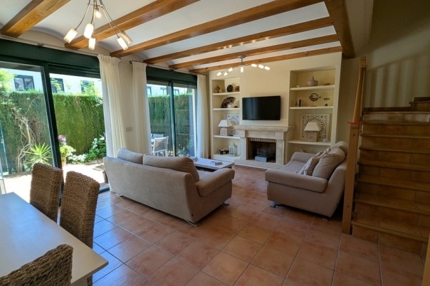 4 bed townhouse in Javea