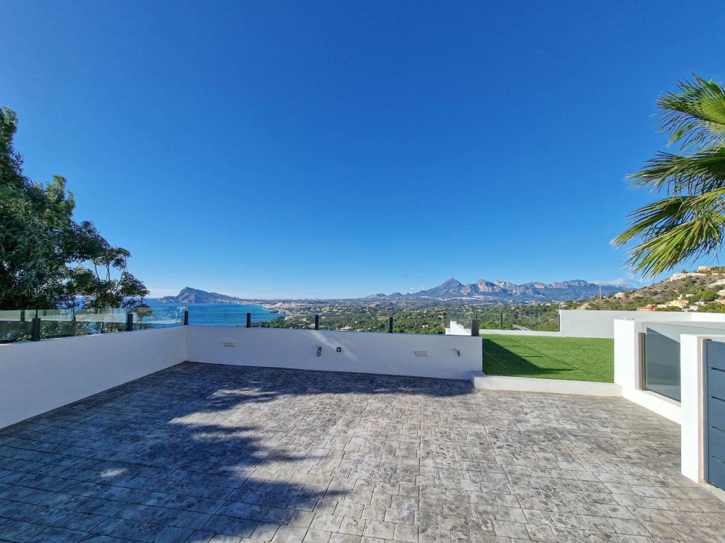 5 bed villas in Altea