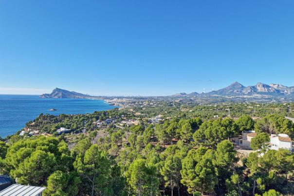 5 bed villas in Altea