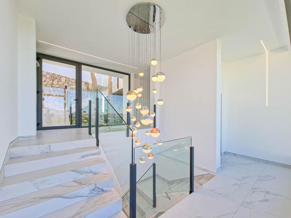 5 bed villas in Altea