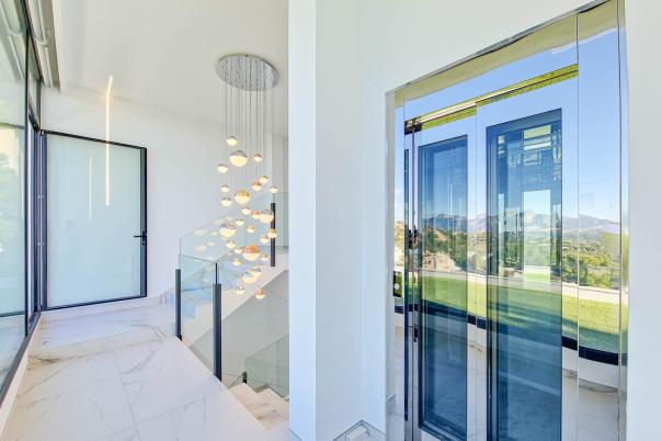 5 bed villas in Altea
