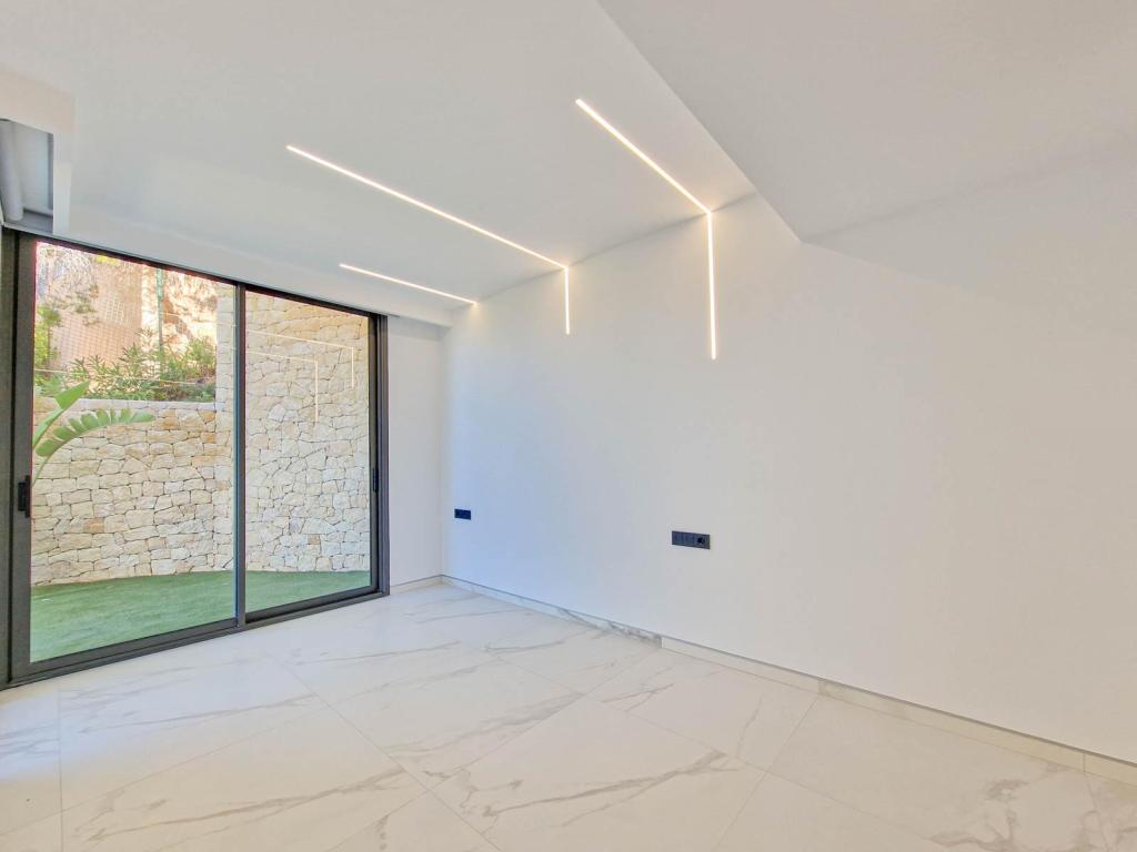 5 bed villas in Altea