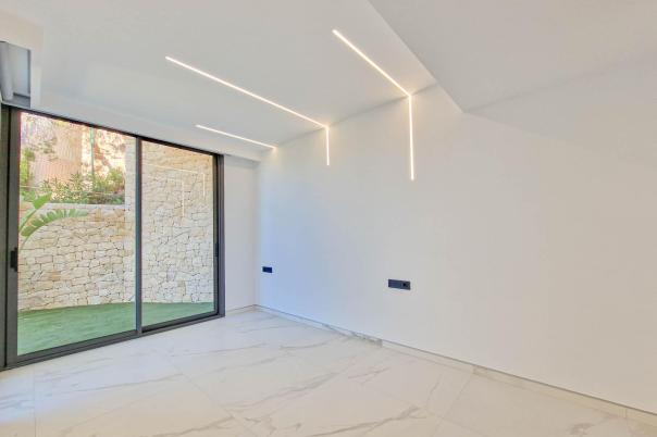 5 bed villas in Altea