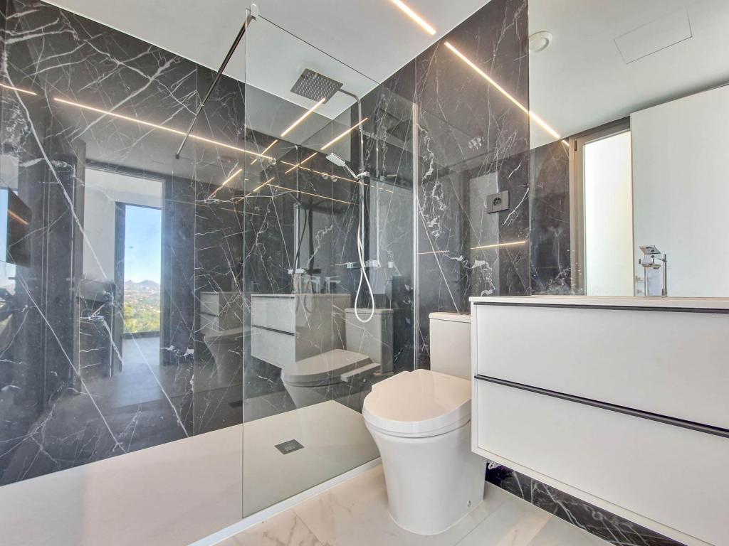 5 bed villas in Altea