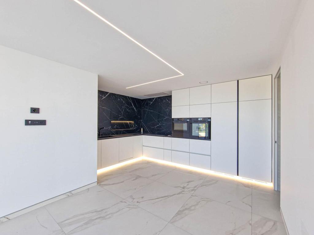 5 bed villas in Altea