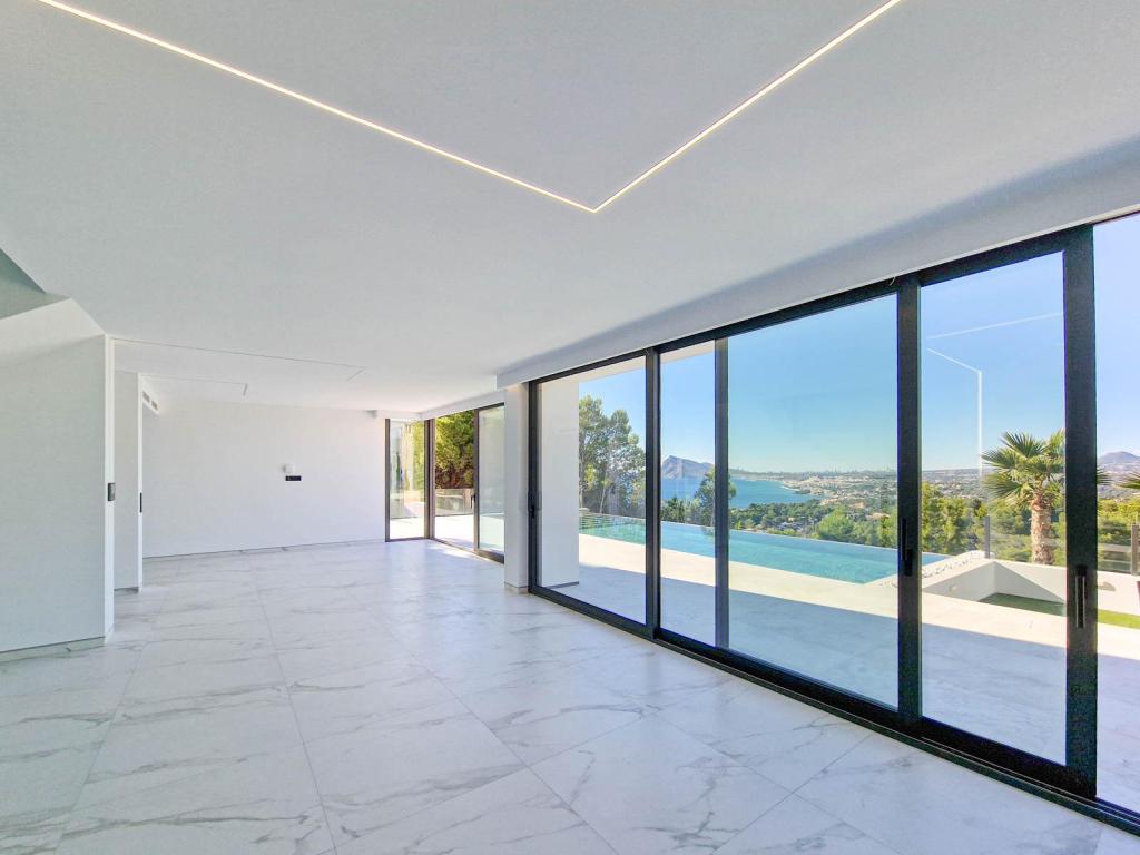 5 bed villas in Altea