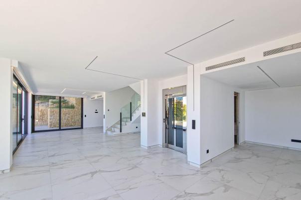 5 bed villas in Altea
