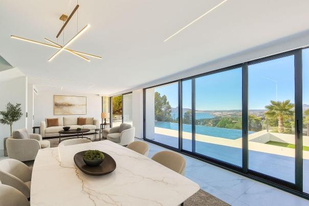 5 bed villas in Altea