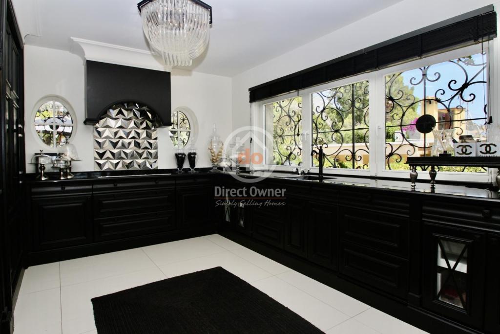 4 bed villa in Benissa