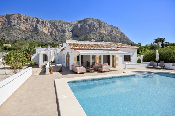 4 bed villas in Javea
