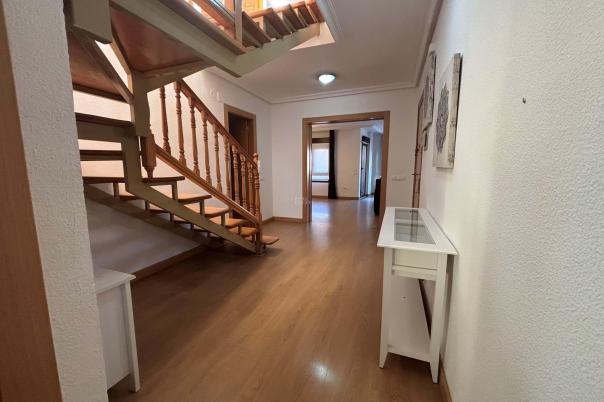 3 bed penthouse in Campello (el)