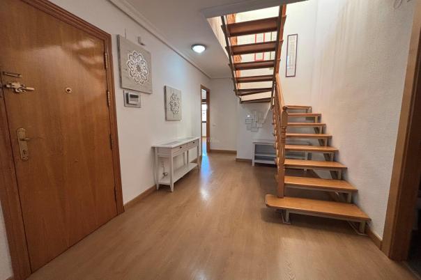 3 bed penthouse in Campello (el)