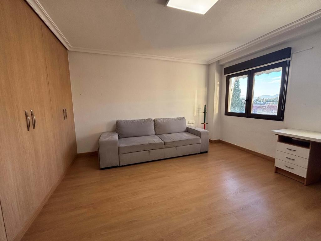 3 bed penthouse in Campello (el)