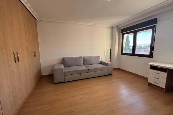 3 bed penthouse in Campello (el)