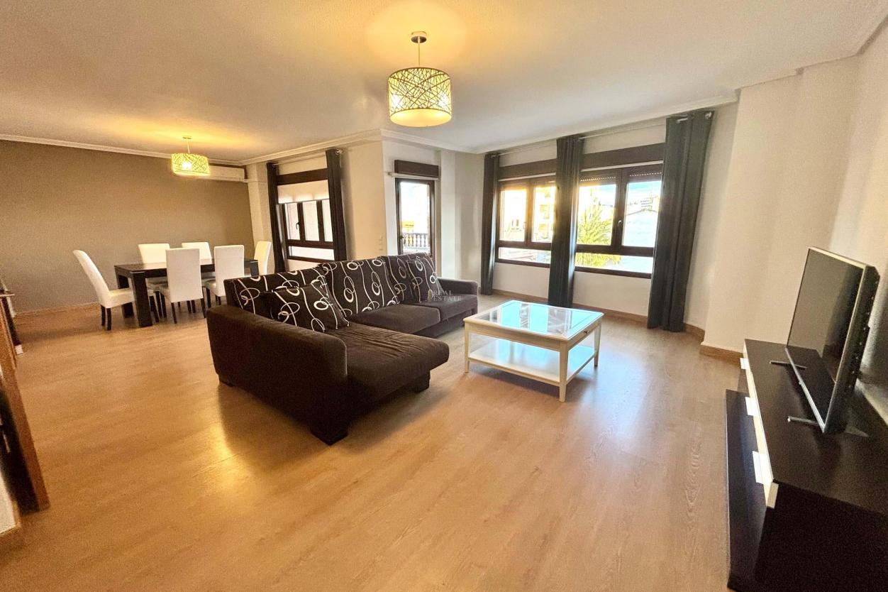 3 bed penthouse in Campello (el)