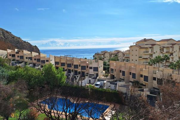 2 bed apartment in Altea