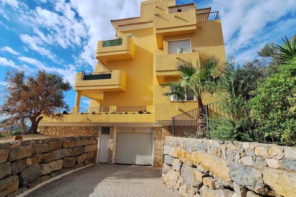 2 bed apartment in Altea