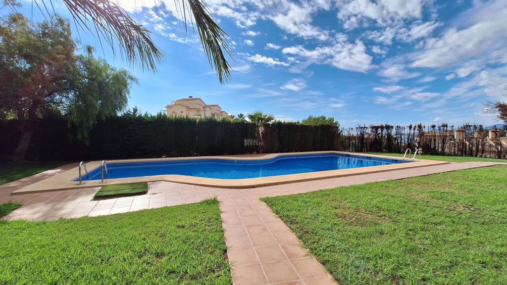 2 bed apartment in Altea